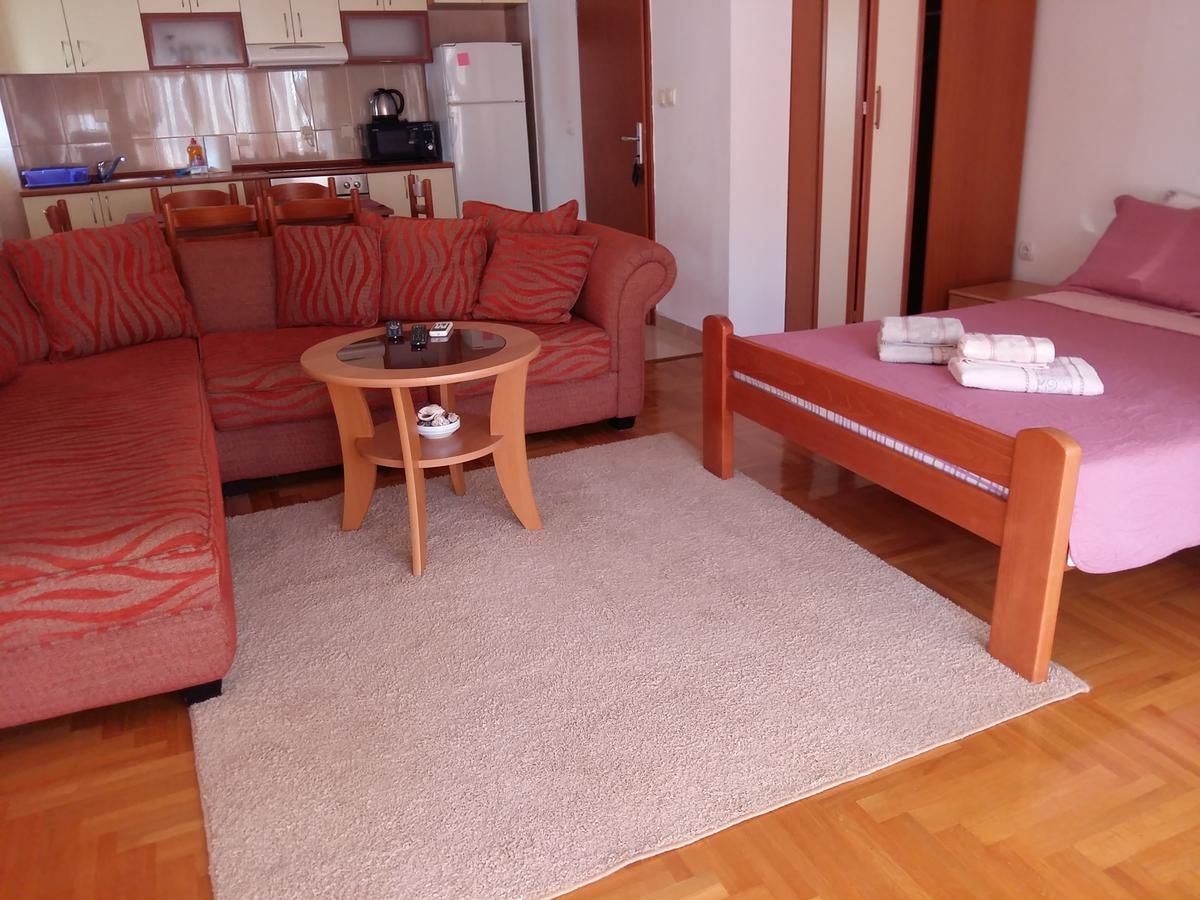 Апартаменты Lazar Apartments Петровац